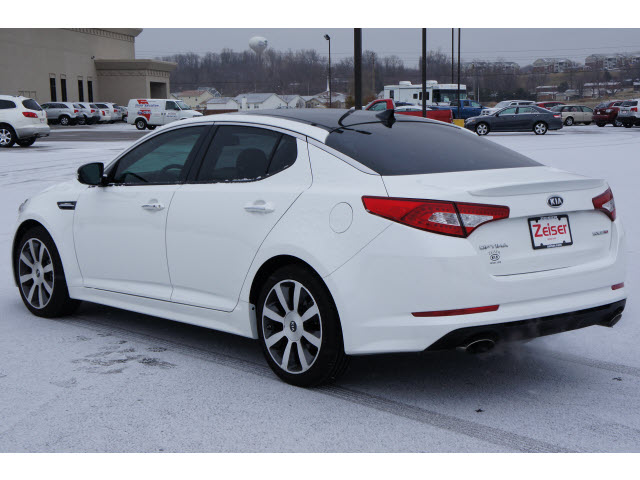 Kia Optima 2011 photo 3