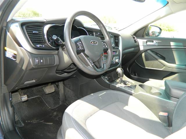 Kia Optima 2011 photo 5