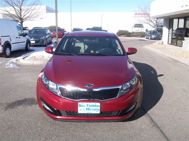 Kia Optima 2011 photo 1