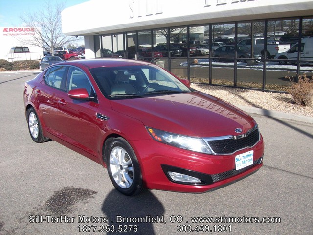 Kia Optima 2011 photo 2