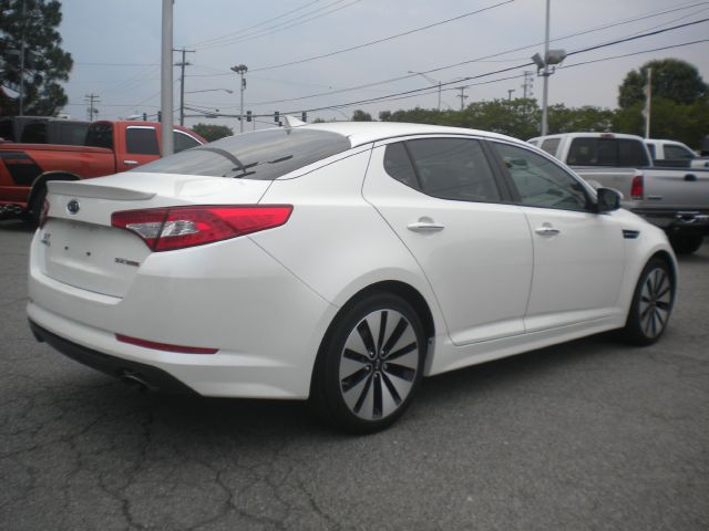 Kia Optima 2011 photo 2