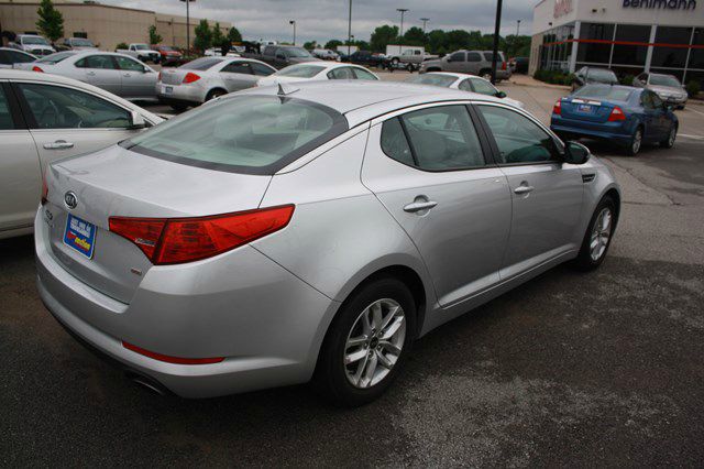 Kia Optima 2011 photo 4