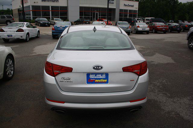 Kia Optima 2011 photo 5