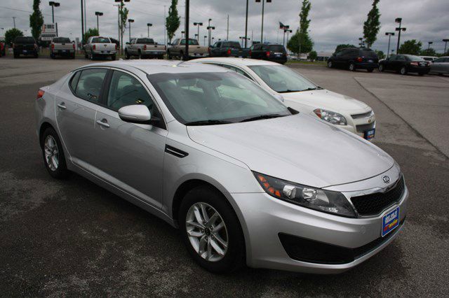 Kia Optima 2011 photo 8