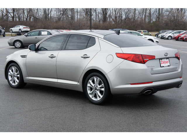 Kia Optima 2011 photo 3