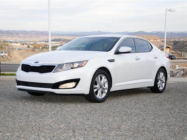 Kia Optima 2011 photo 2