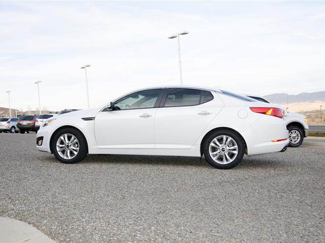 Kia Optima 2011 photo 3