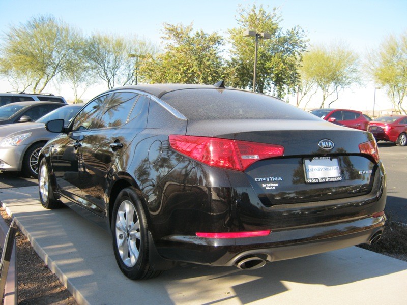 Kia Optima 2011 photo 5