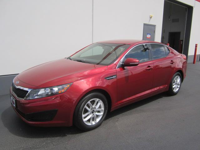 Kia Optima 2011 photo 1