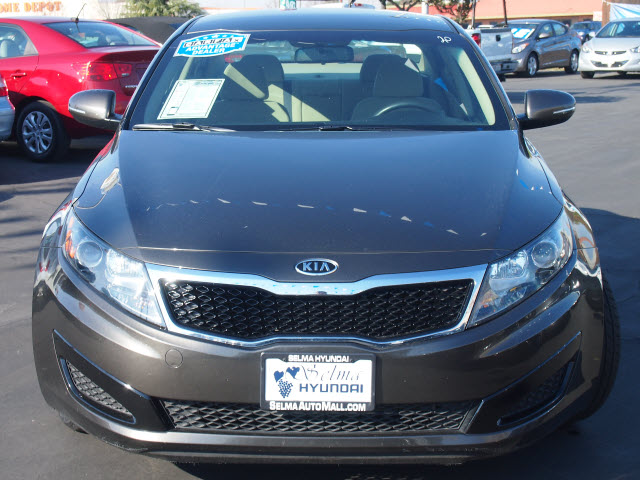 Kia Optima 2011 photo 1