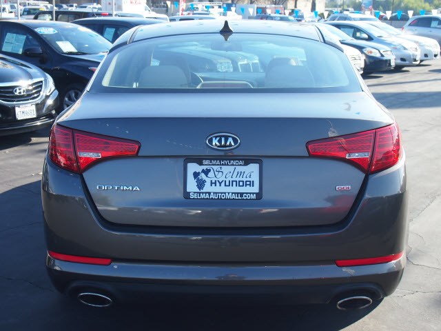 Kia Optima 2011 photo 5