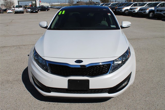 Kia Optima 2011 photo 1