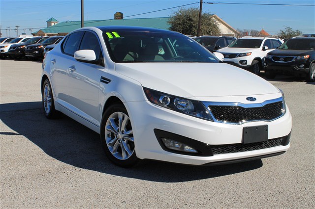 Kia Optima 2011 photo 2