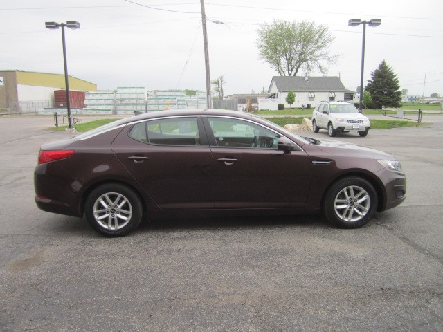 Kia Optima 2011 photo 4