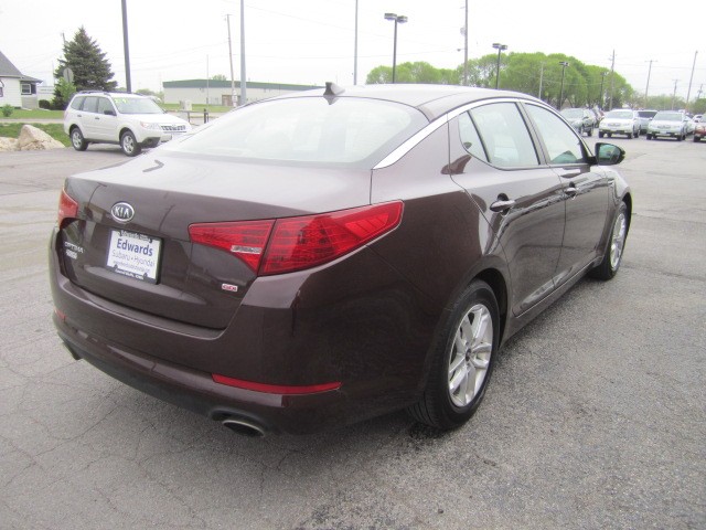 Kia Optima 2011 photo 5