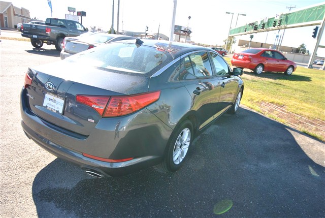 Kia Optima 2011 photo 4