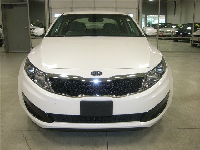 Kia Optima 2011 photo 1