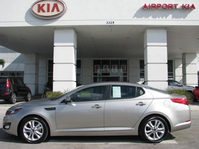 Kia Optima 2011 photo 4