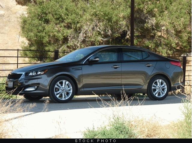 Kia Optima 2011 photo 1