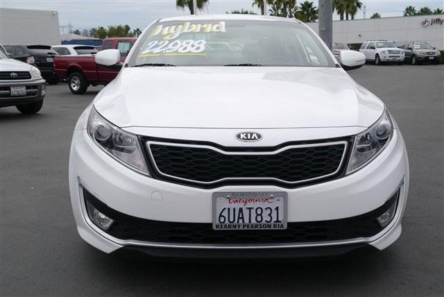 Kia Optima 2011 photo 2