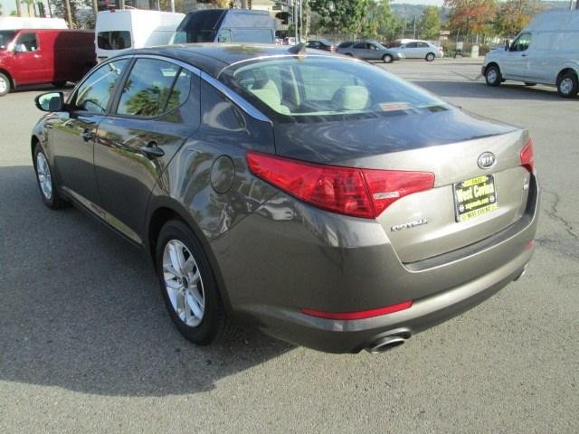 Kia Optima 2011 photo 5