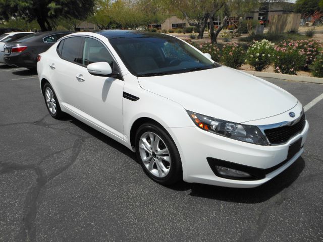 Kia Optima 2011 photo 7