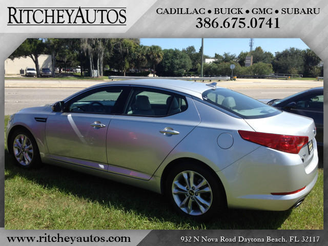 Kia Optima 2011 photo 4