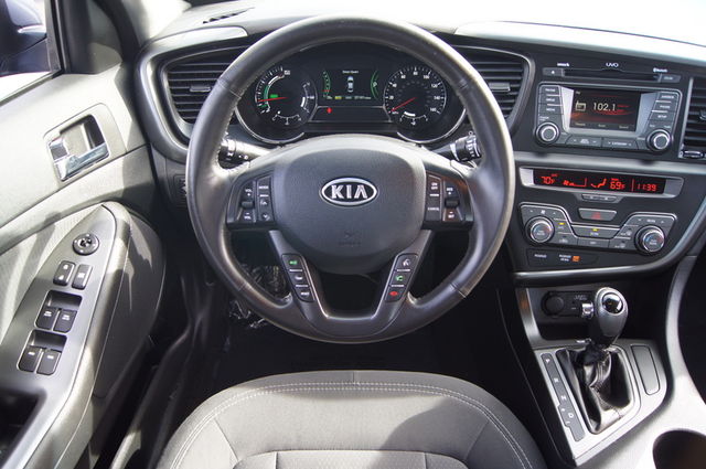 Kia Optima 2011 photo 5