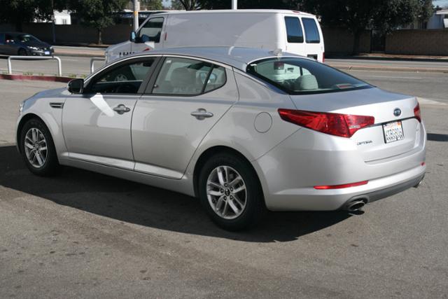 Kia Optima 2011 photo 4