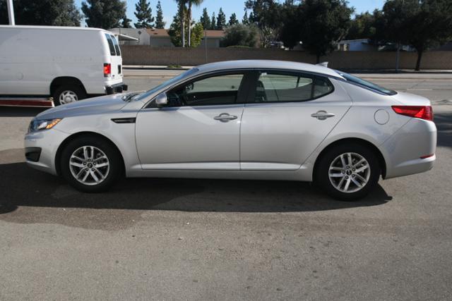 Kia Optima 2011 photo 5