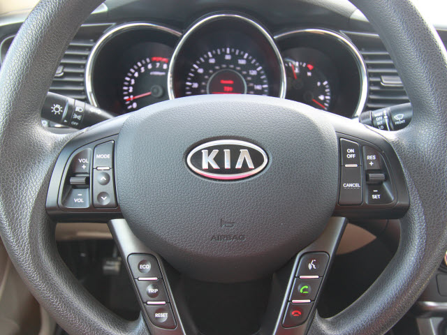 Kia Optima 2011 photo 3