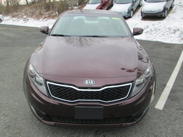 Kia Optima 2011 photo 2