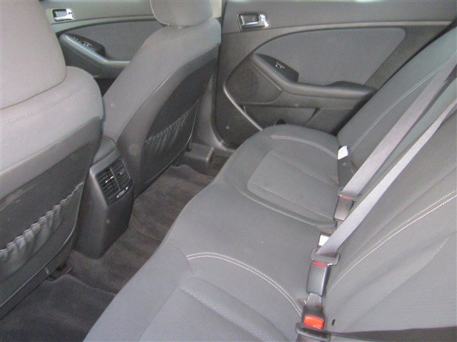 Kia Optima 2011 photo 3