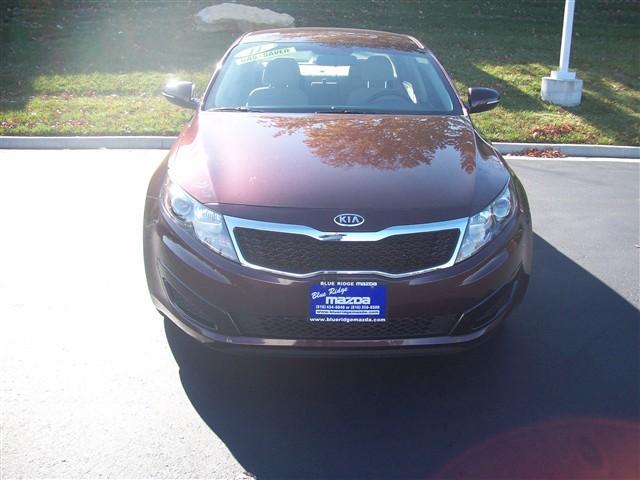 Kia Optima 2011 photo 1