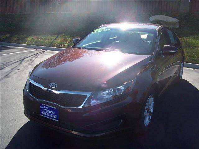 Kia Optima 2011 photo 2