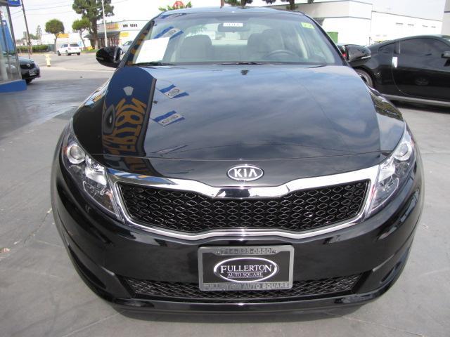 Kia Optima 2012 photo 20