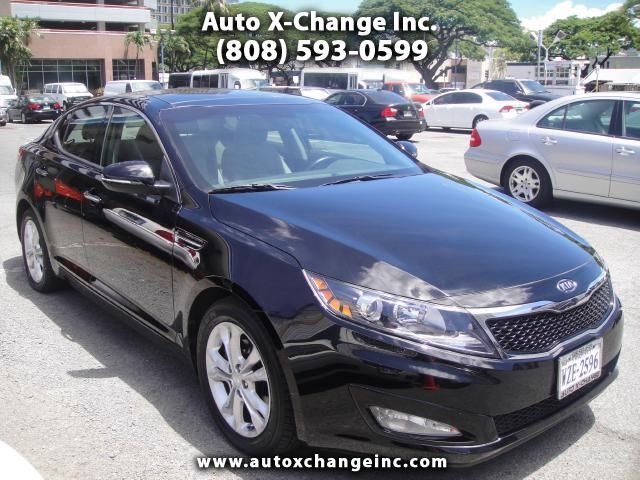 Kia Optima Open-top Sedan