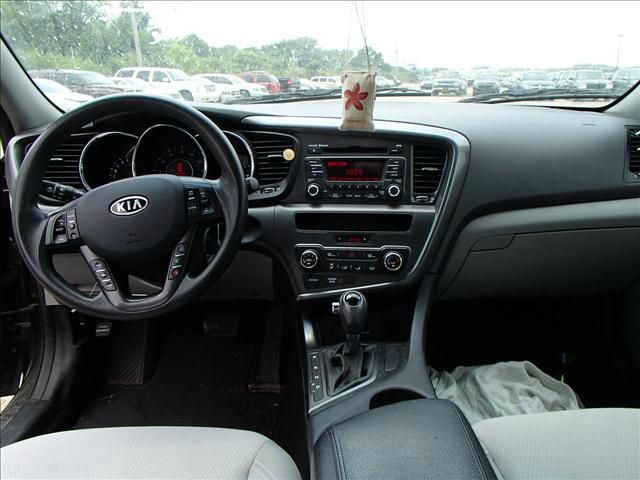 Kia Optima 2012 photo 4