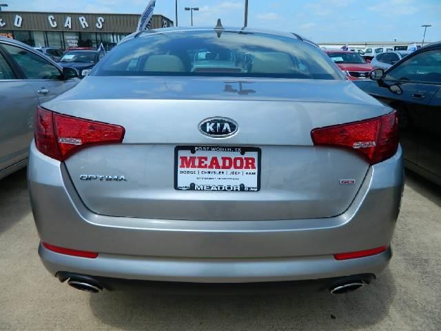 Kia Optima 2012 photo 1