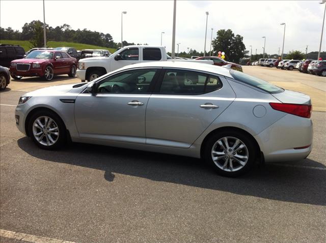 Kia Optima 2012 photo 3