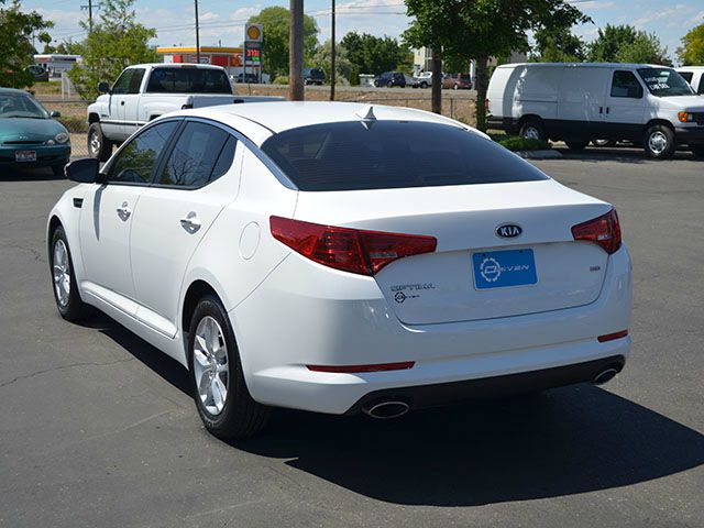 Kia Optima 2012 photo 6