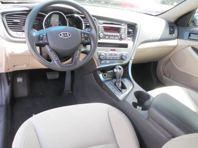 Kia Optima 2012 photo 4