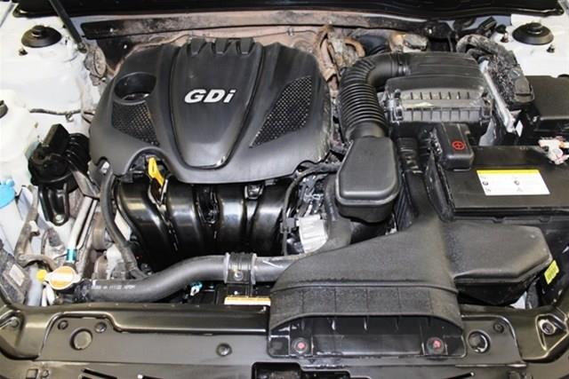 Kia Optima 2012 photo 26