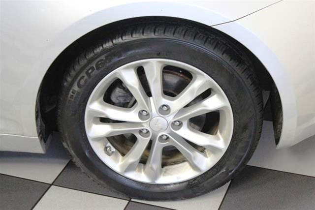 Kia Optima 2012 photo 9