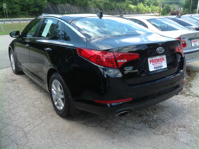 Kia Optima 2012 photo 1