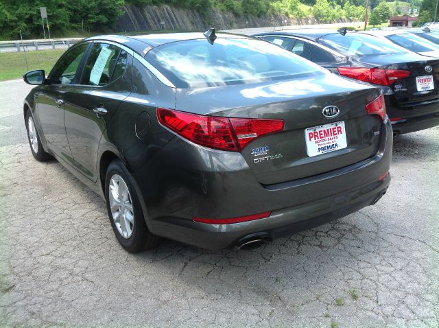 Kia Optima 2012 photo 1