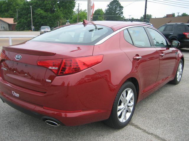 Kia Optima 2012 photo 1