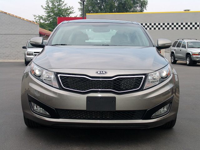 Kia Optima 2012 photo 2