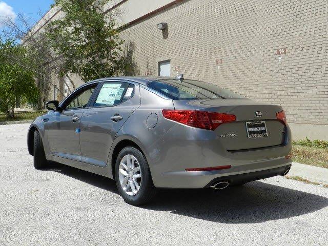 Kia Optima 2013 photo 1