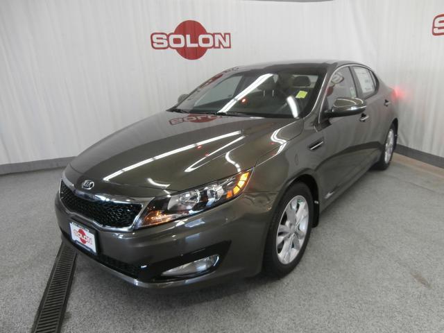 Kia Optima 2013 photo 2